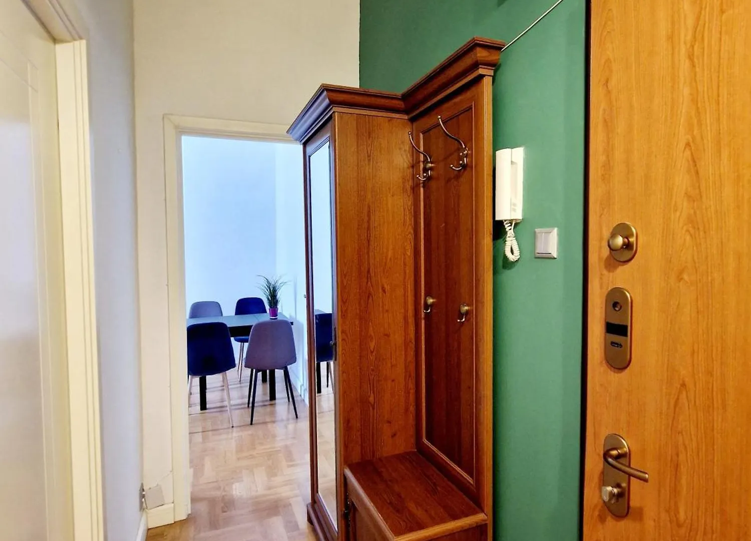 J&W Apartments Elektoralna Cozy Flat Warsaw